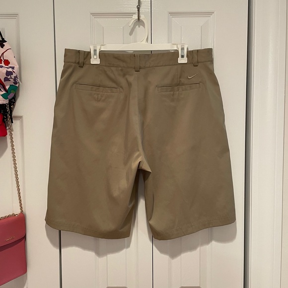 Nike Golf Dri Fit Shorts - Picture 1 of 4